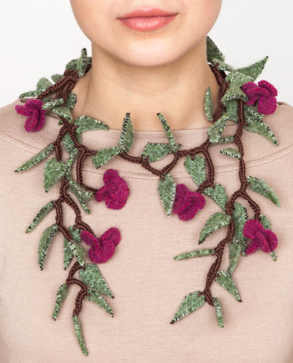 Soft flower necklace