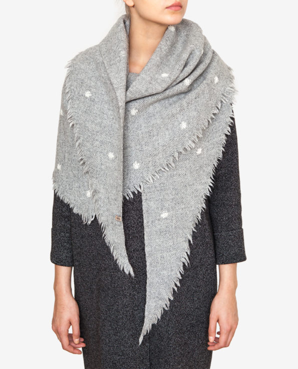 Shawl with white dots